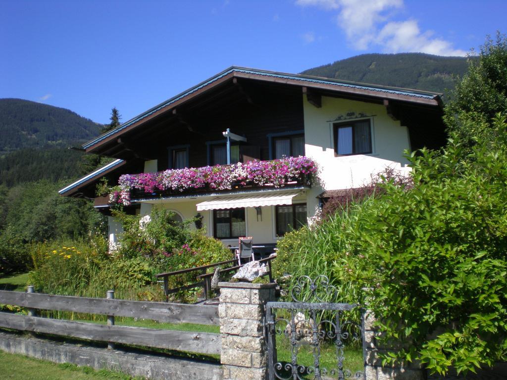 Gaestehaus Scharler Нойкірхен-ам-Гросфенедігер Екстер'єр фото